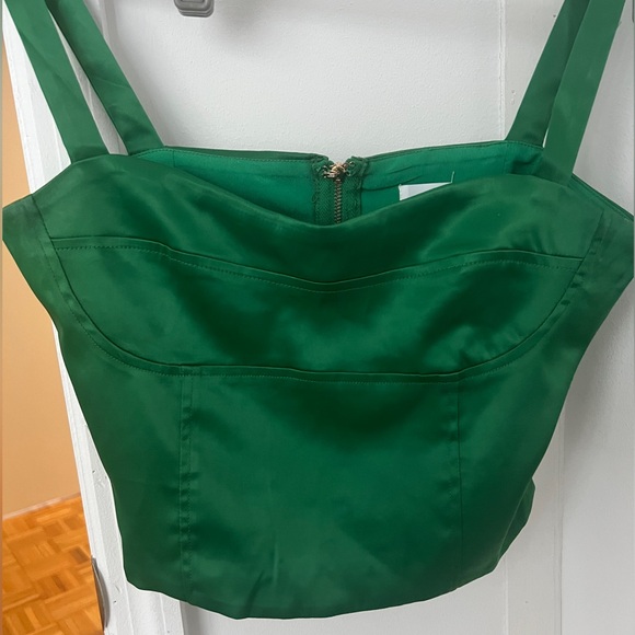 Revolve Top - Picture 4 of 6